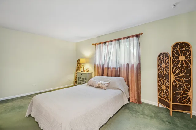 $229,900 | 820 East Old Willow Road, Unit 214, Prospect Heights, IL 60070