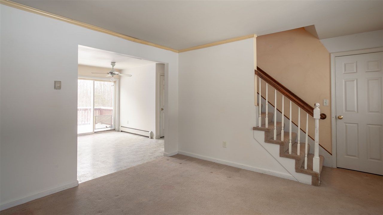 48 Prescott Road Pittsfield, NH 03263 - Photo 4 of 31