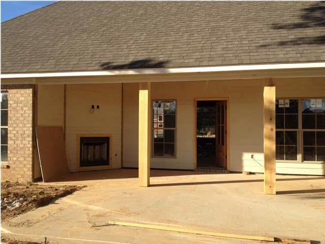236 Fieldstone Lane Madison, MS 39110 - Photo 6 of 7 Back porch w/FP