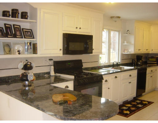 416 Marston Road Northbridge, MA 01588 - Photo 3 of 21