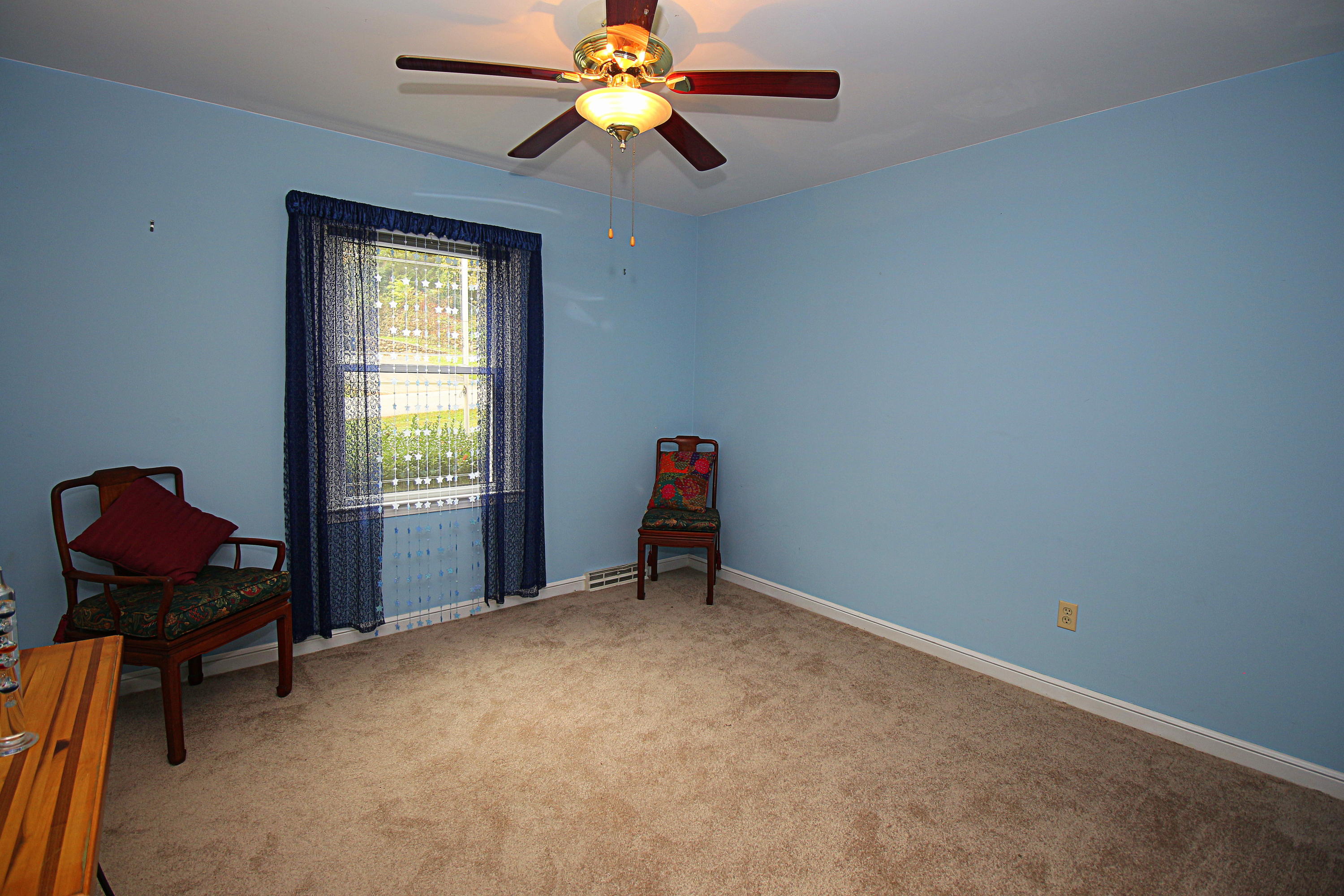 6112 Burnham Road Roanoke, VA 24018 - Photo 24 of 45 300 dpi32
