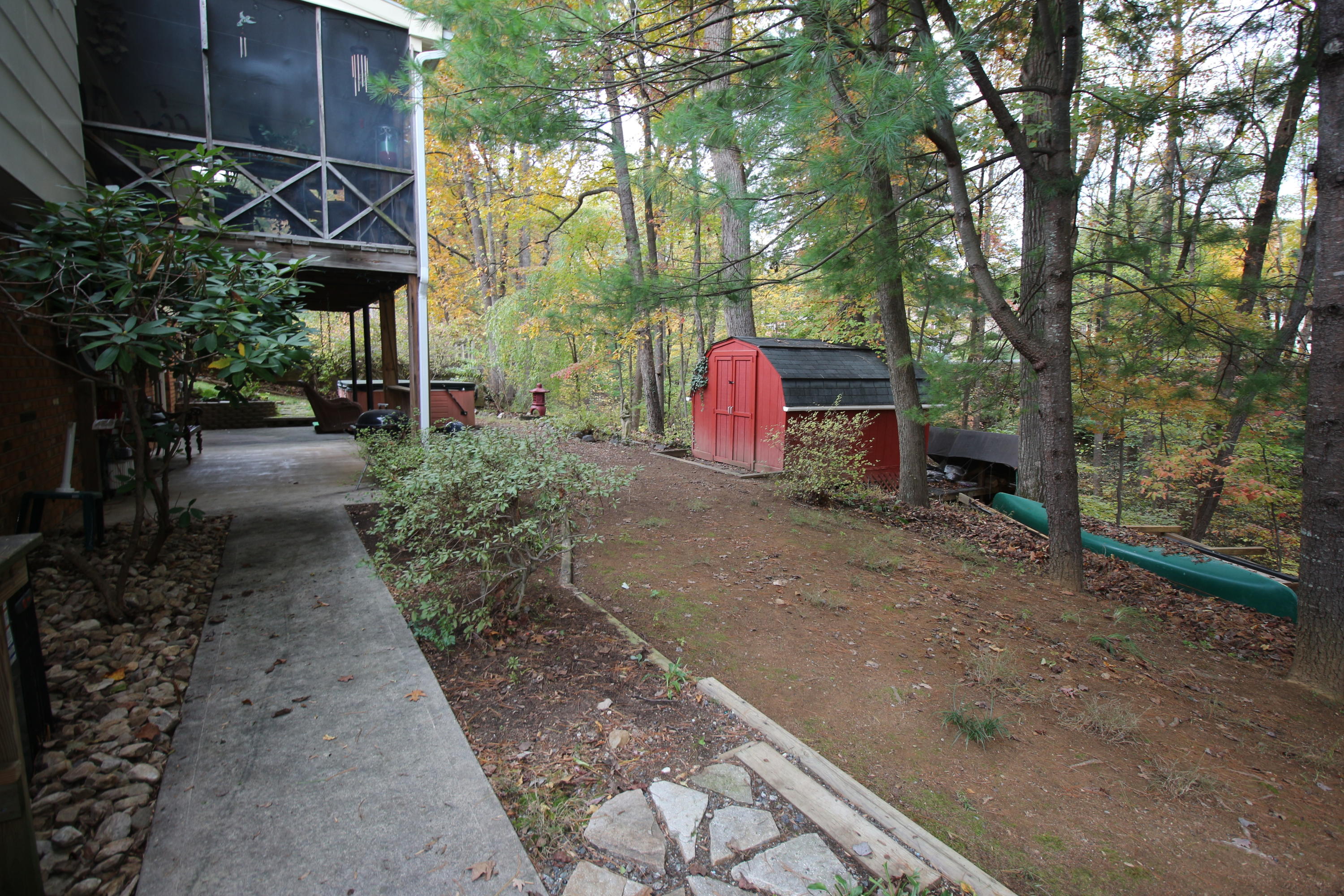 6112 Burnham Road Roanoke, VA 24018 - Photo 39 of 45 300 dpi54