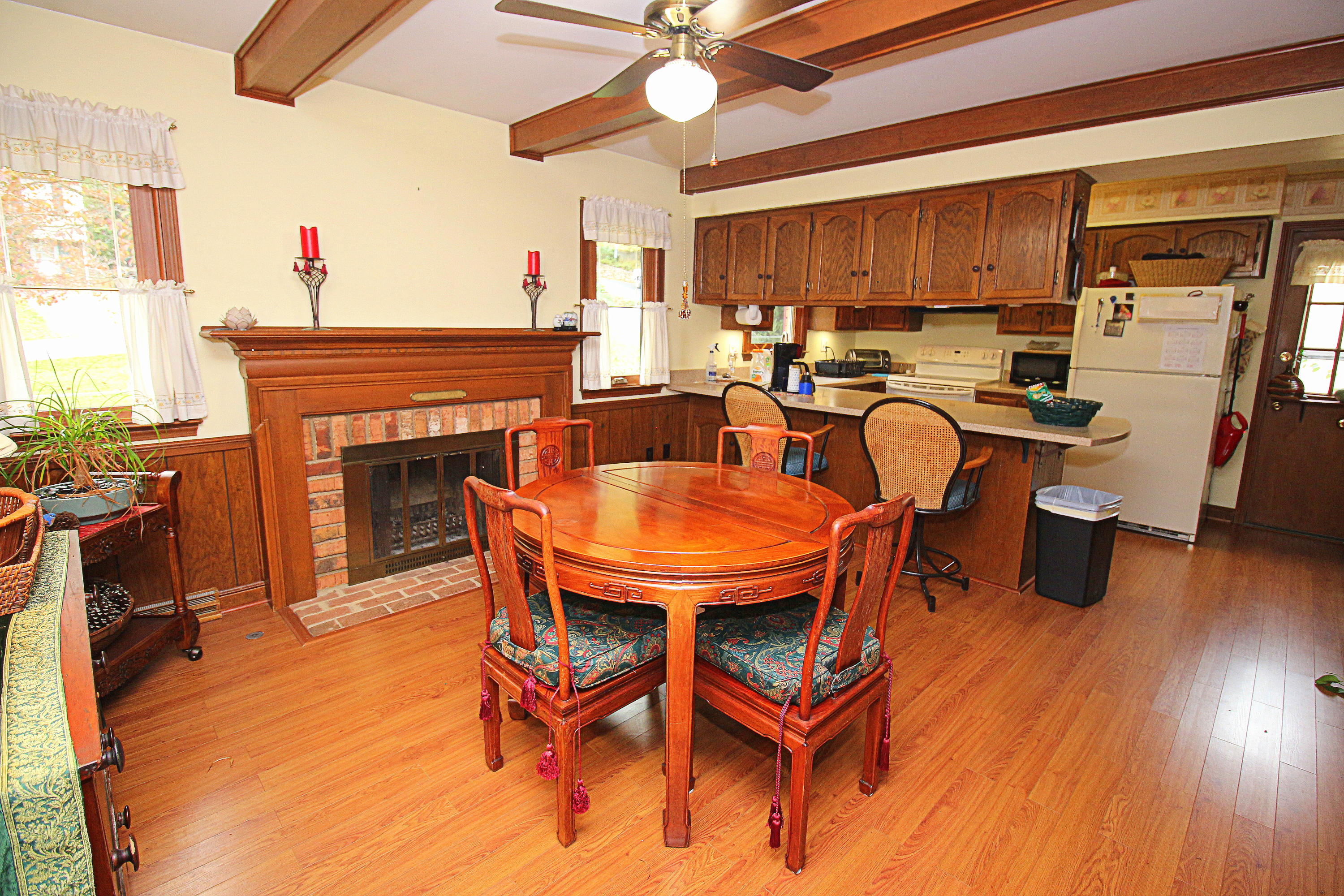 6112 Burnham Road Roanoke, VA 24018 - Photo 5 of 45 300 dpi13