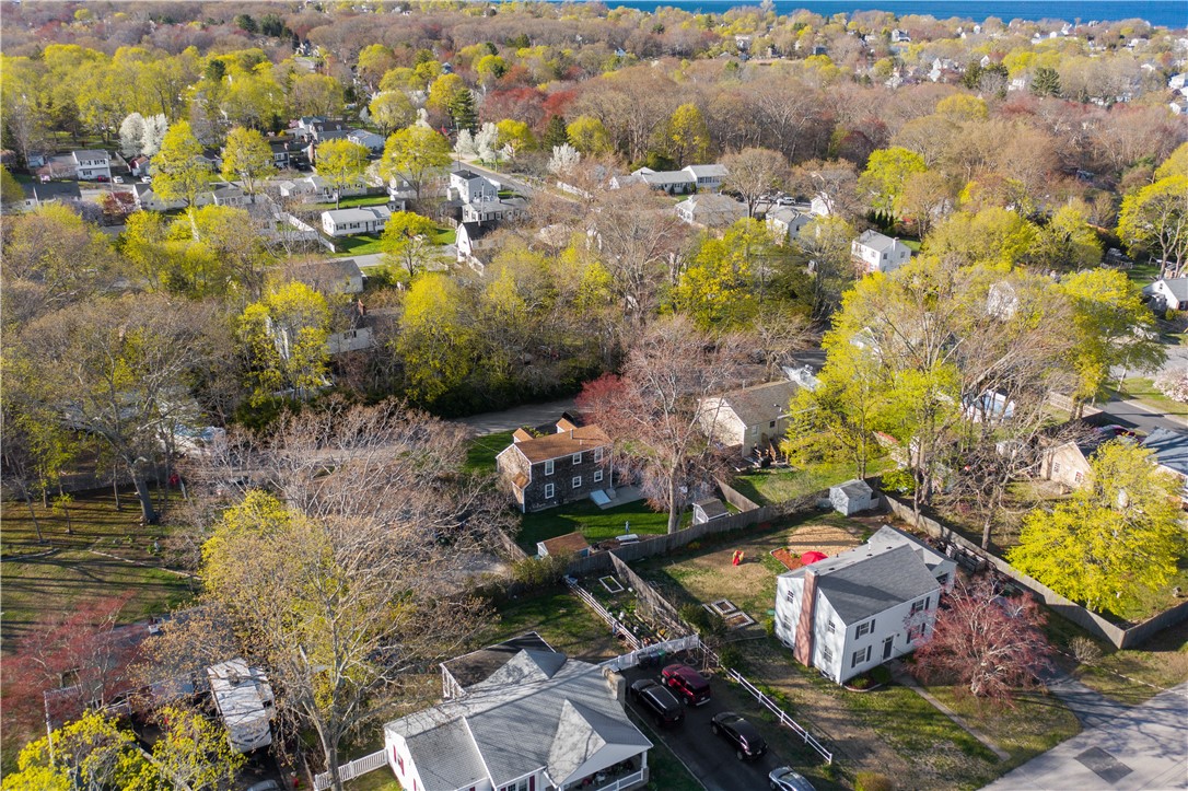 32 Hamlin Avenue Warwick, RI 02889 - Photo 6 of 21