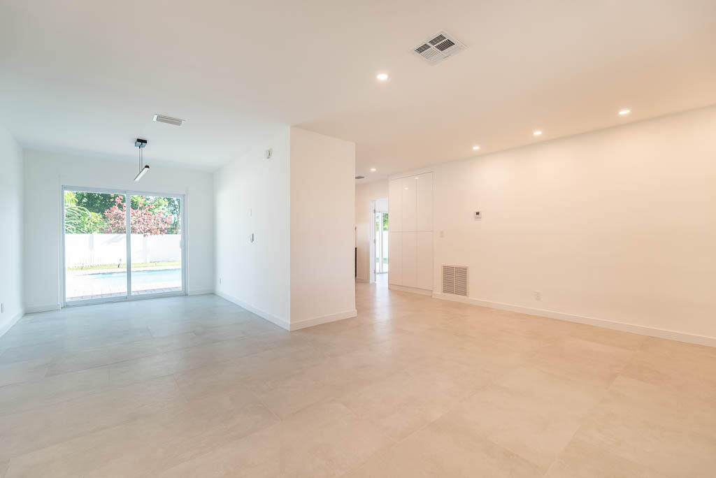 2712 Lake Ida Road Delray Beach, FL 33445 - Photo 14 of 34 20250626-2712 Lake Ida Road Delray Beach
