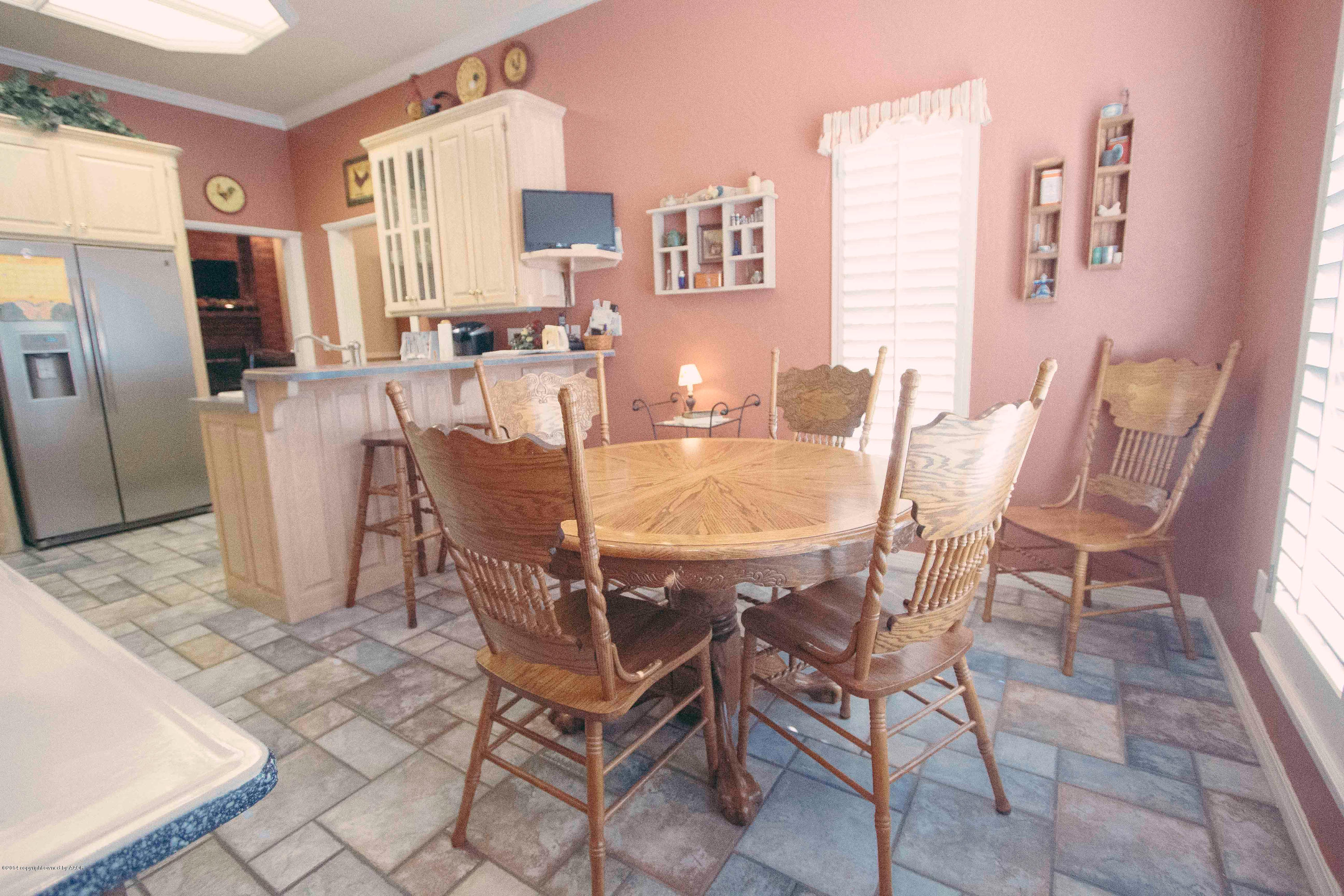 7507 Sheldon Road Amarillo, TX 79119 - Photo 3 of 18 Breakfast Nook