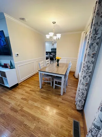 $2,550 | 2062 Danbury Place, Hoffman Estates, IL 60169