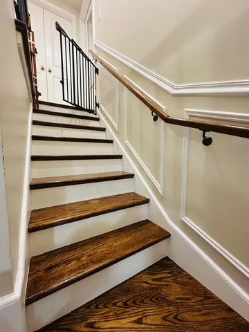 $2,550 | 2062 Danbury Place, Hoffman Estates, IL 60169