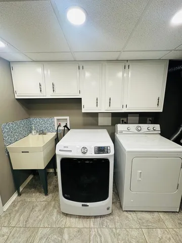 $2,550 | 2062 Danbury Place, Hoffman Estates, IL 60169