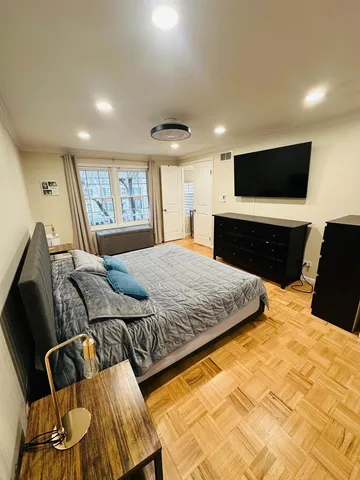 $2,550 | 2062 Danbury Place, Hoffman Estates, IL 60169