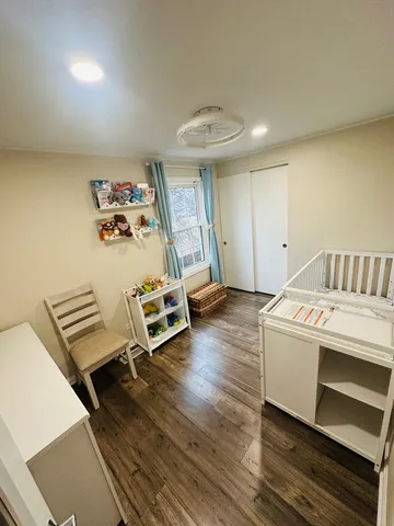 $2,550 | 2062 Danbury Place, Hoffman Estates, IL 60169