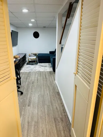 $2,550 | 2062 Danbury Place, Hoffman Estates, IL 60169