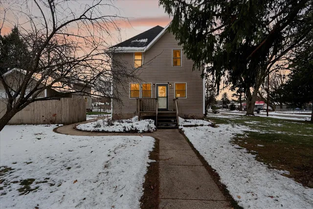 $285,000 | 402 East Church Street, Orfordville, WI 53576
