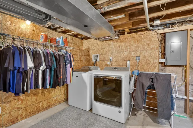 $285,000 | 402 East Church Street, Orfordville, WI 53576