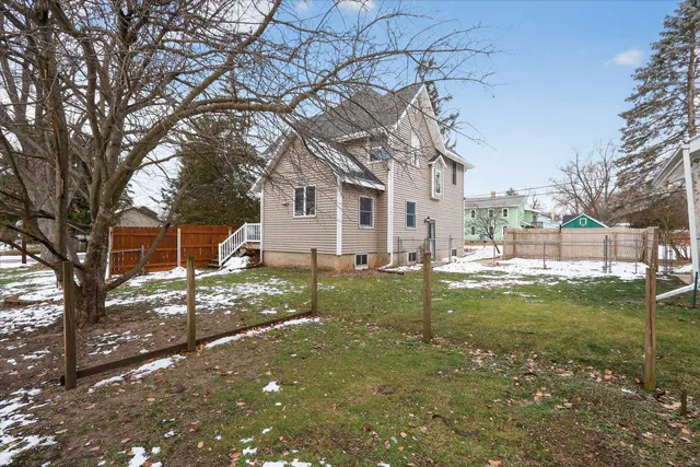 $285,000 | 402 East Church Street, Orfordville, WI 53576