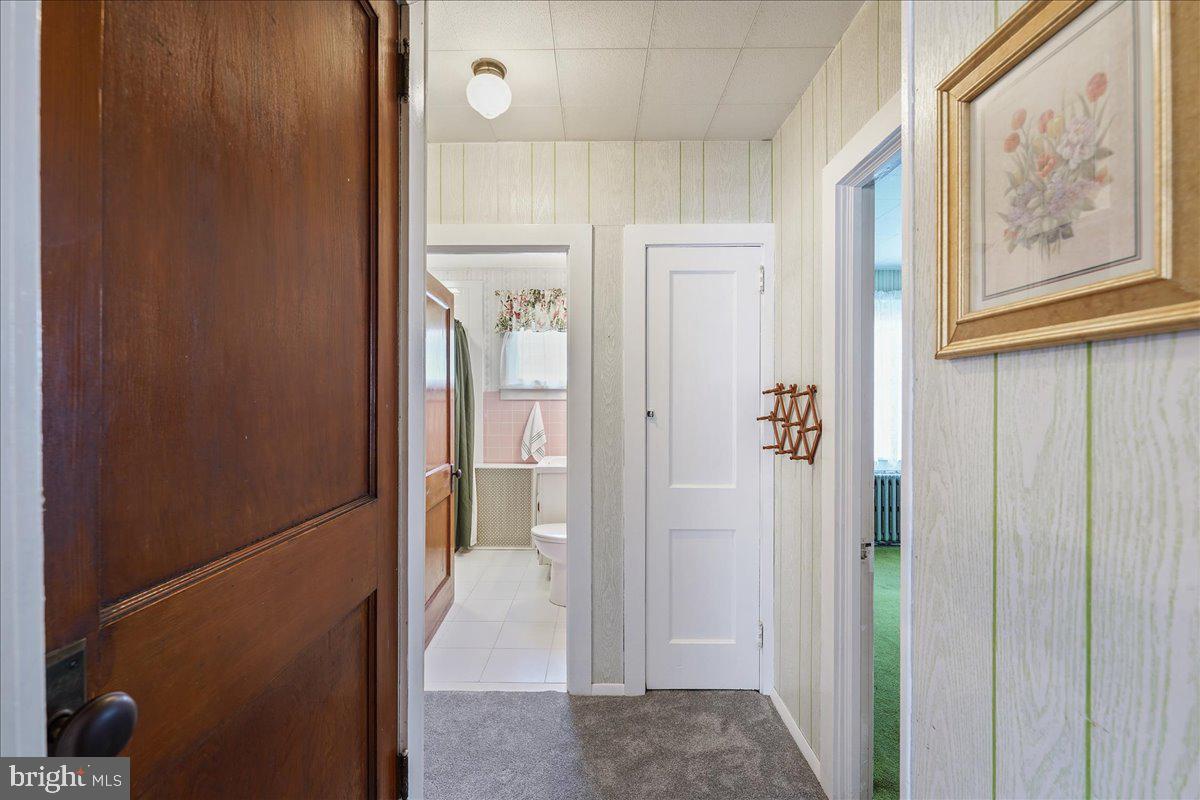 135 Newportville Road Croydon, PA 19021 - Photo 15 of 27 1st floor hallway