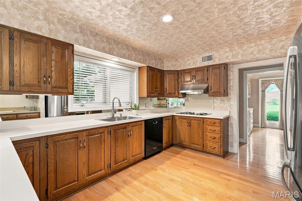 14619 Hunters Point Chesterfield, MO 63017 - Photo 15 of 49 Gallery Image 15