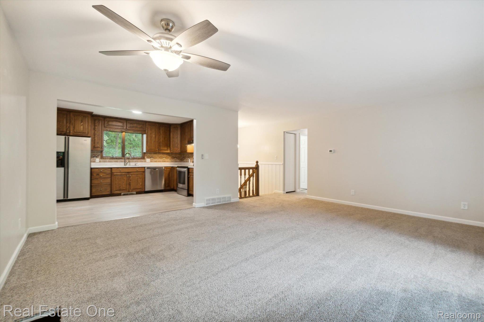 12160 Rattalee Lake Road Davisburg, MI 48350 - Photo 8 of 46 Gallery Image 8