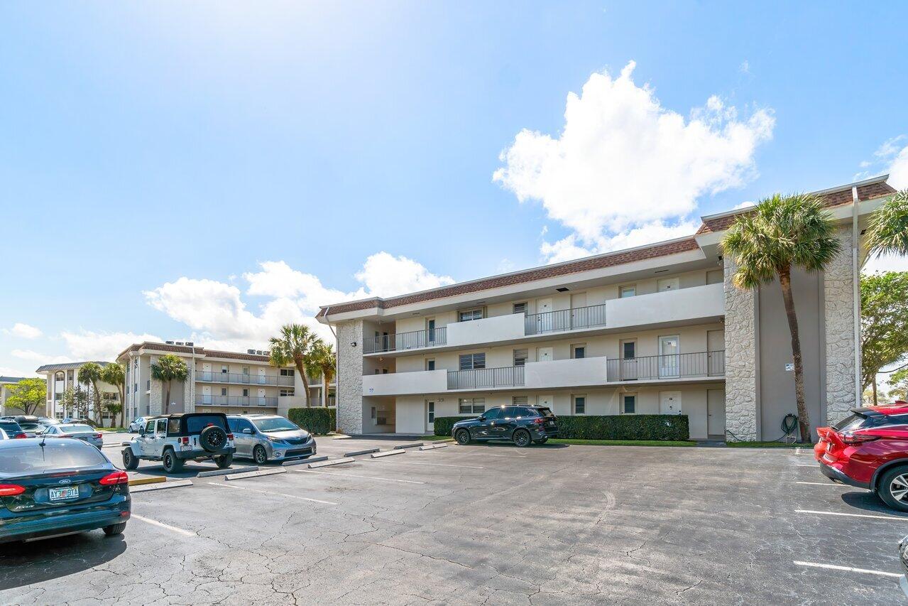 5601 Northwest 2nd Avenue, Unit 217 Boca Raton, FL 33487 - Photo 27 of 42 004-5601Northwest2ndAvenue-Unit217-BocaR