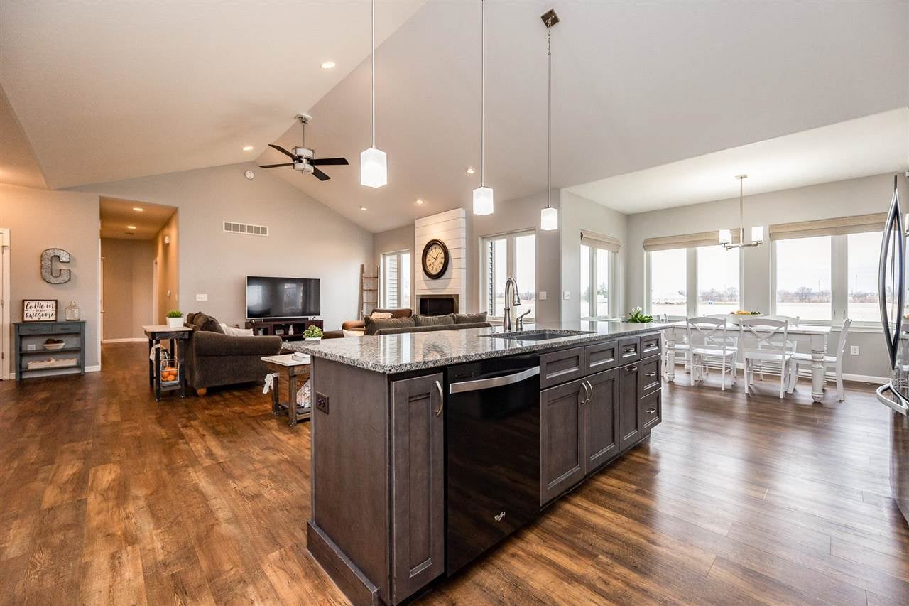 230 Knoll Ridge Drive Hills, IA 52235 - Photo 18 of 52 Gallery Image 18