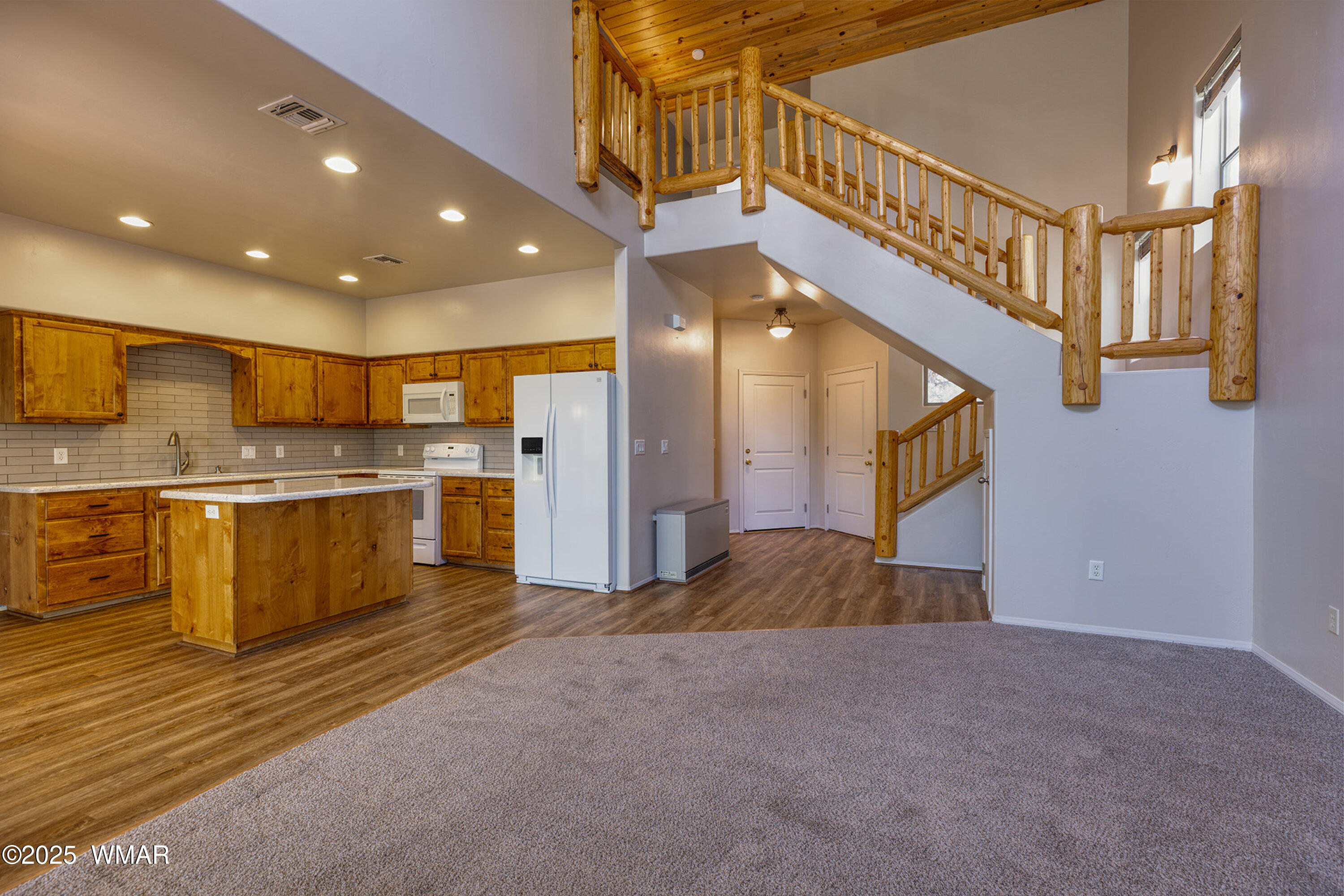 6954 Starlight Ridge Road Lakeside, AZ 85929 - Photo 12 of 37 Living room