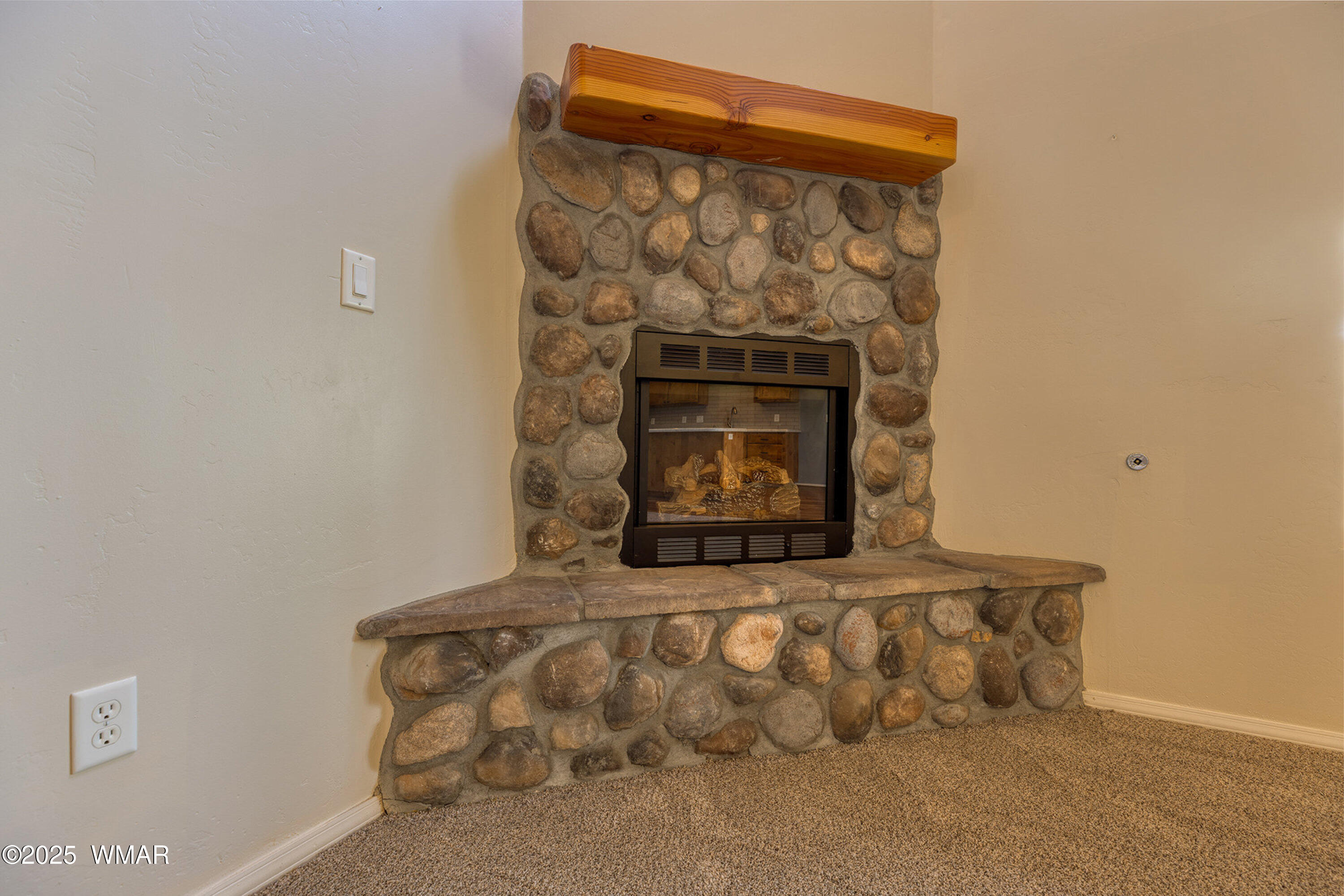 6954 Starlight Ridge Road Lakeside, AZ 85929 - Photo 9 of 37 Fireplace