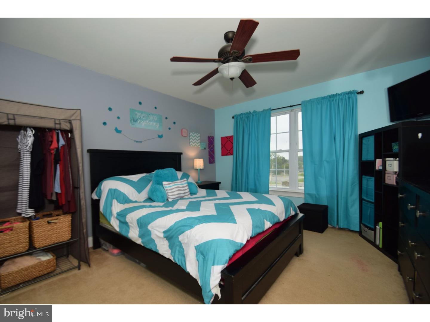 11043 Knights Road Philadelphia, PA 19154 - Photo 15 of 25