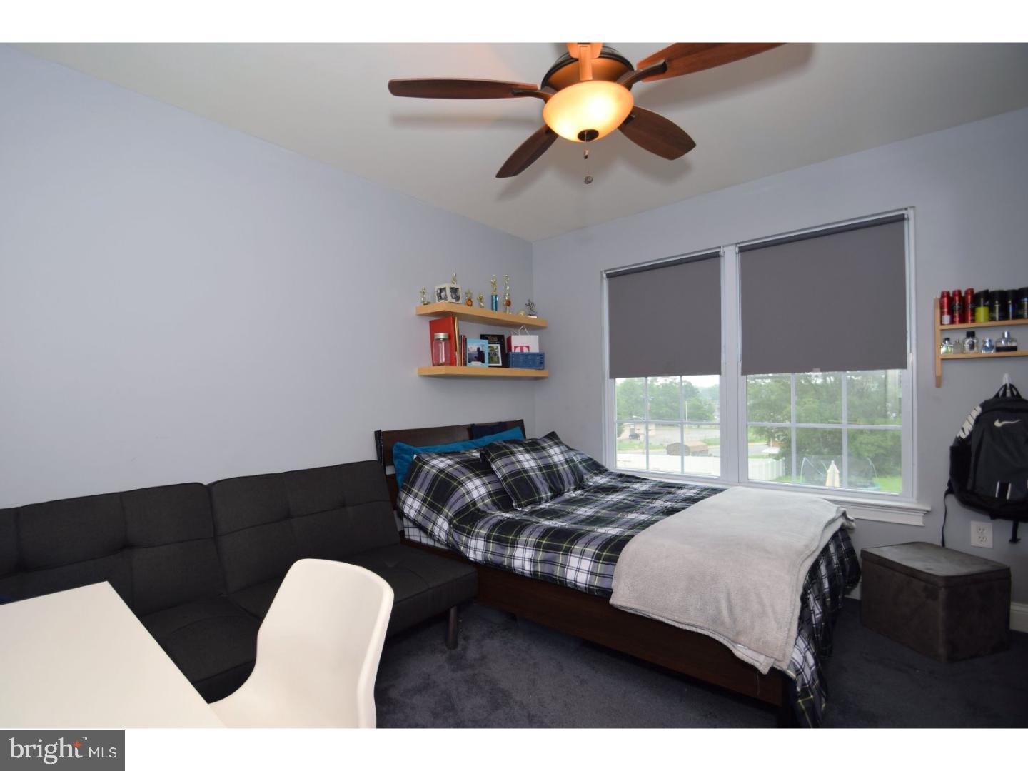 11043 Knights Road Philadelphia, PA 19154 - Photo 17 of 25