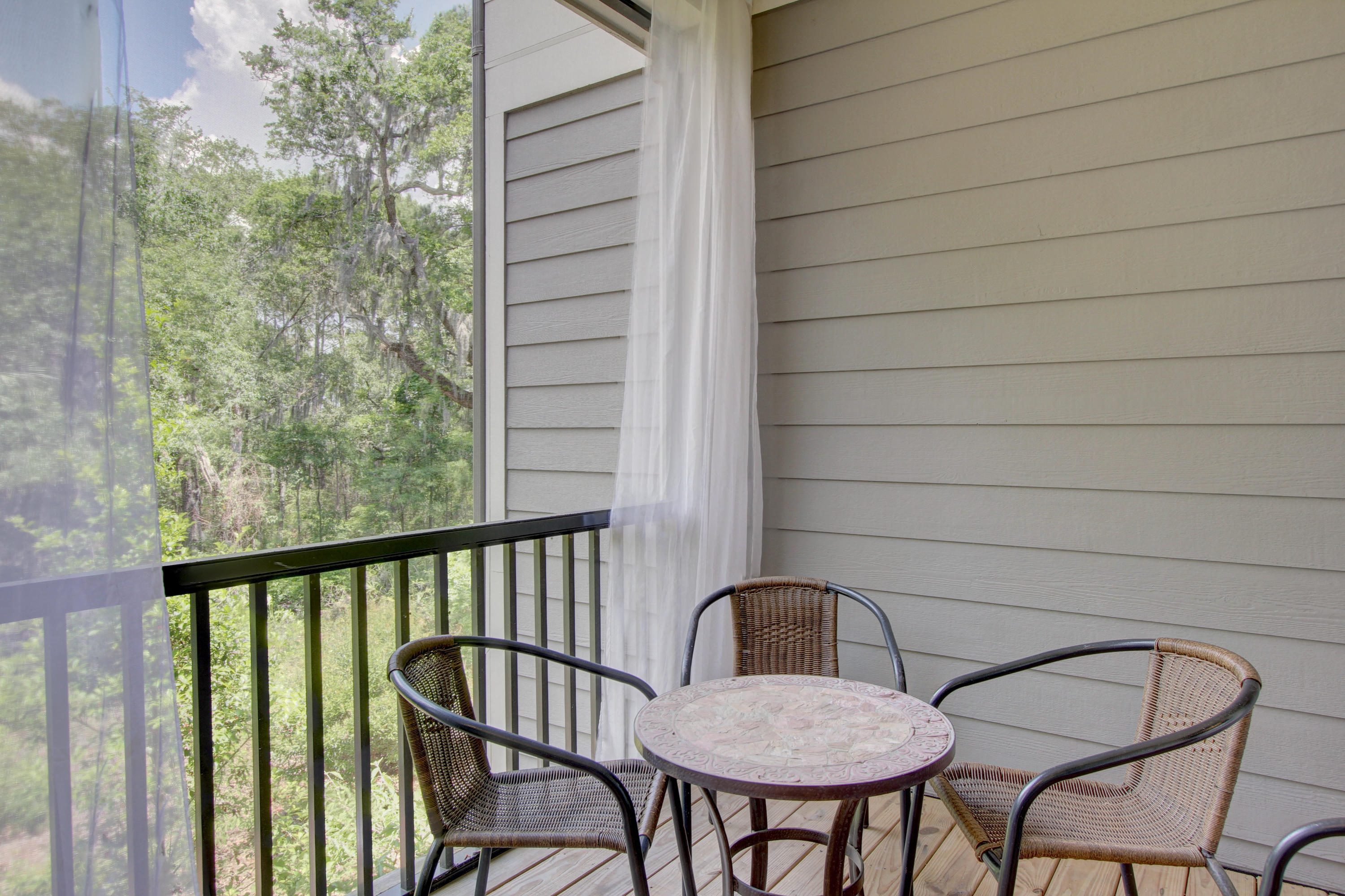181 Slipper Shell Court Mount Pleasant, SC 29464 - Photo 12 of 61 181SlipperShell-0012