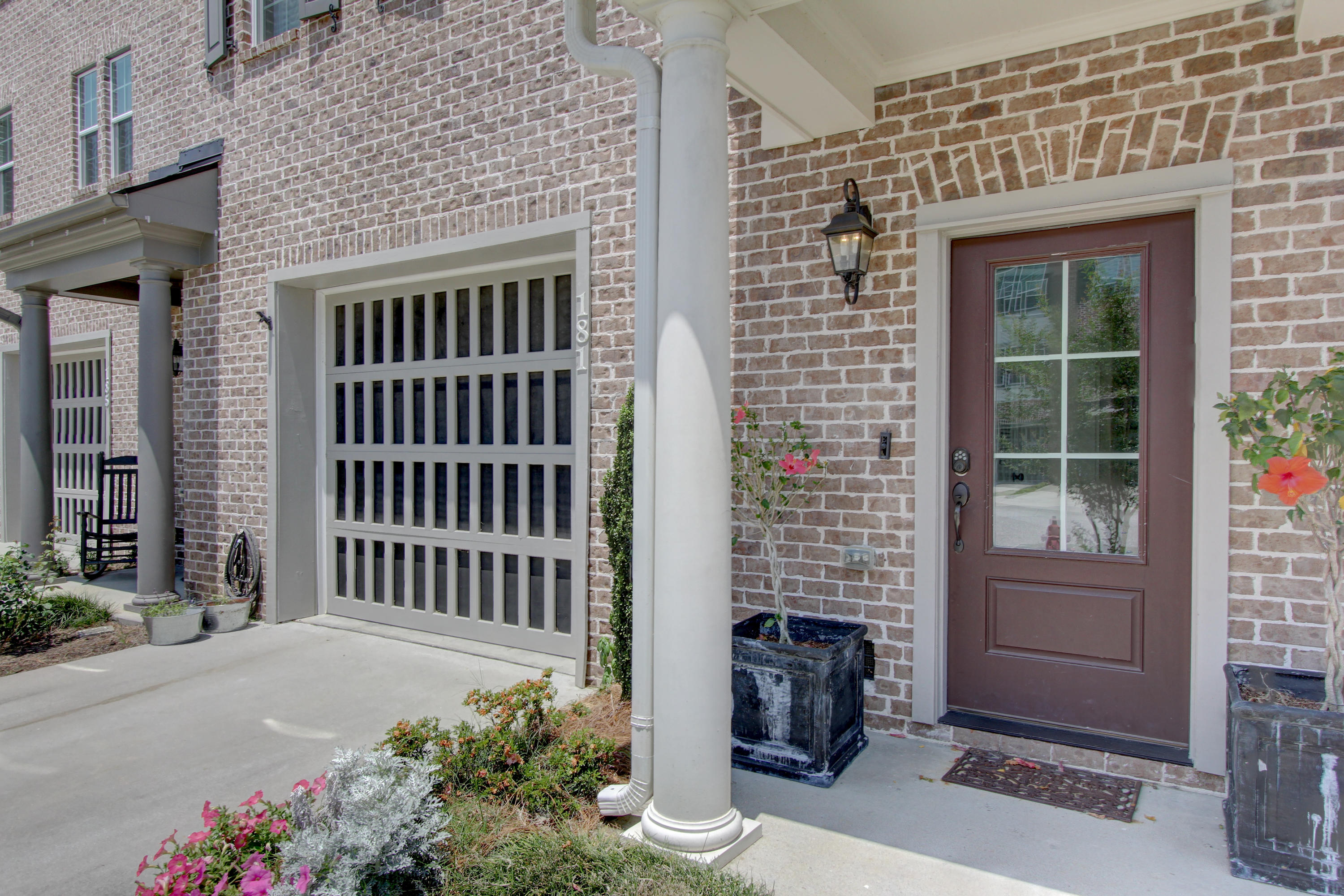 181 Slipper Shell Court Mount Pleasant, SC 29464 - Photo 5 of 61 181SlipperShell-0005