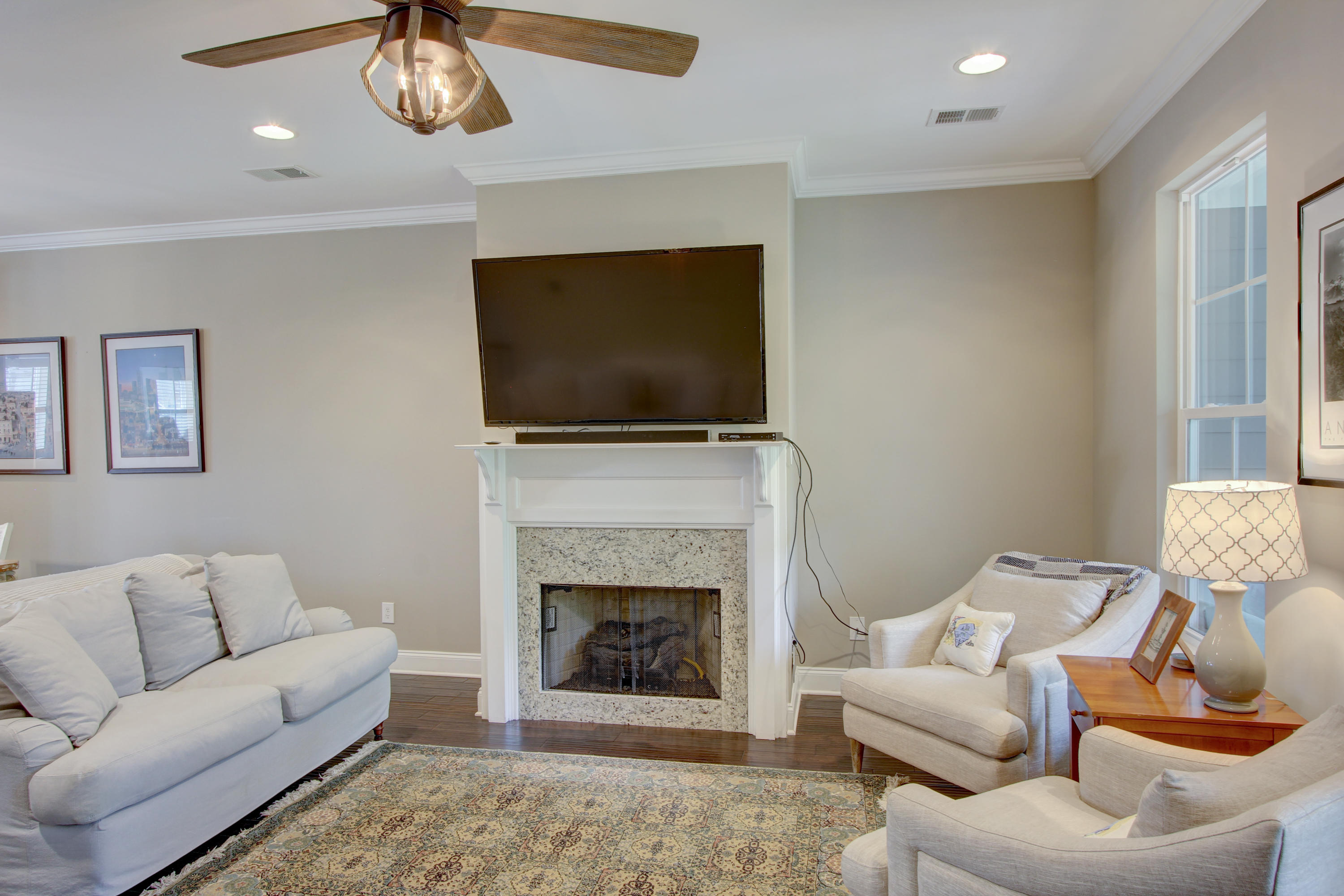181 Slipper Shell Court Mount Pleasant, SC 29464 - Photo 10 of 61 181SlipperShell-0010