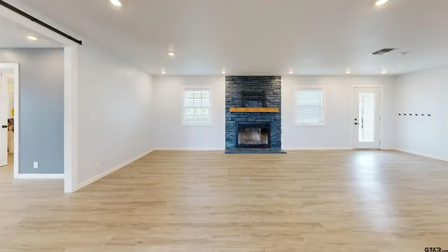 $325,000 | 14553 County Road 2191, Whitehouse, TX 75791