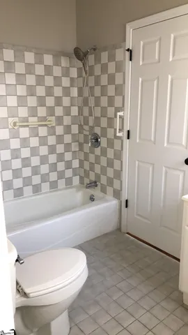 $1,950 | 117 Pine Street, Greer, SC 29650