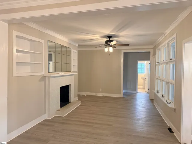 $1,950 | 117 Pine Street, Greer, SC 29650