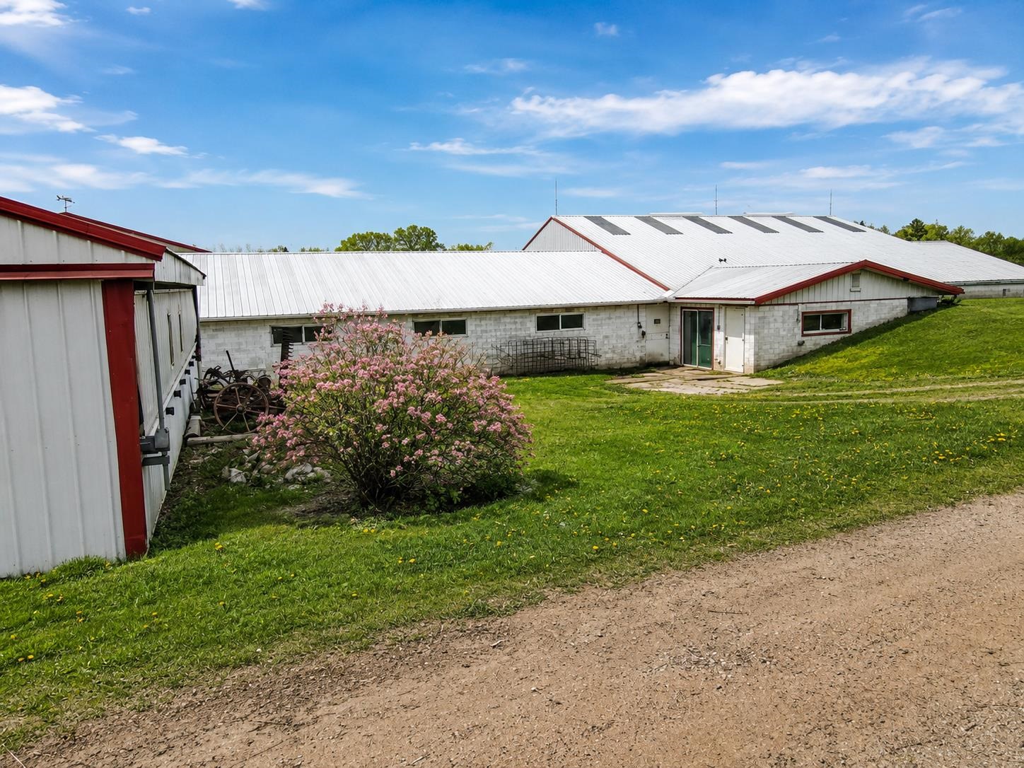 5182 Frontier Road Denmark, WI 54208 - Photo 10 of 15