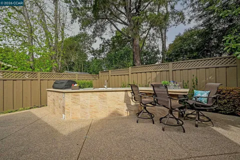 $1,975,000 | 216 Royal St Court, Danville, CA 94526