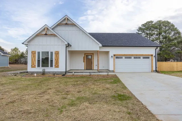 $419,000 | 1509 Old Estill Springs Road, Decherd, TN 37324