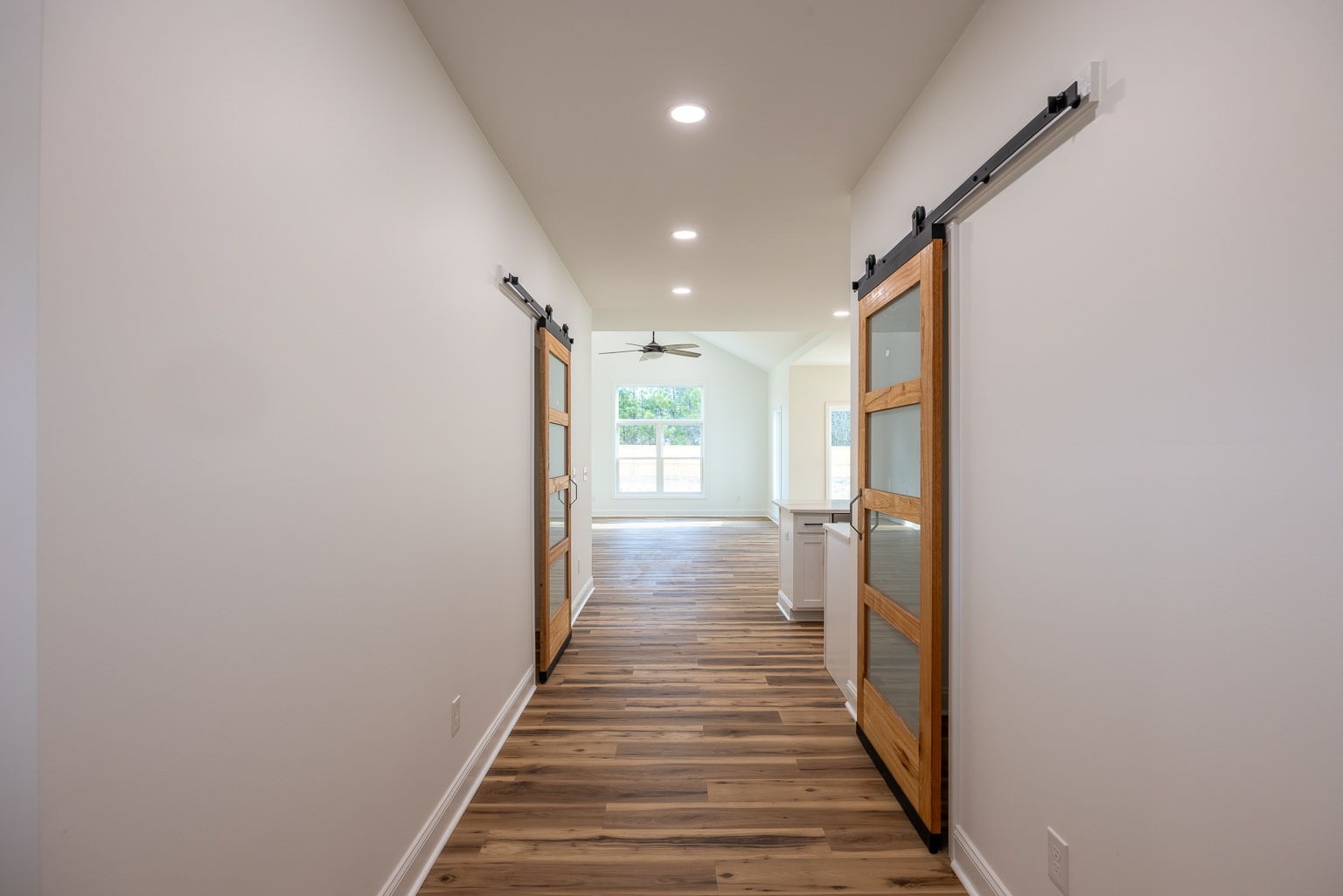 1509 Old Estill Springs Road Decherd, TN 37324 - Photo 3 of 25