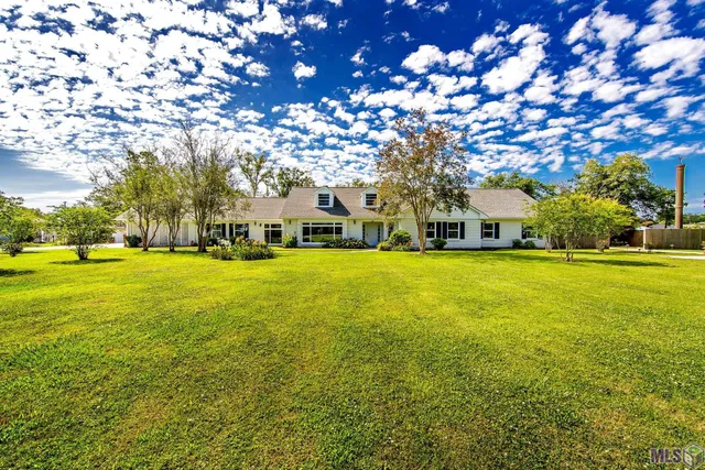 $999,000 | 1621 Bayou Black Drive, Houma, LA 70360