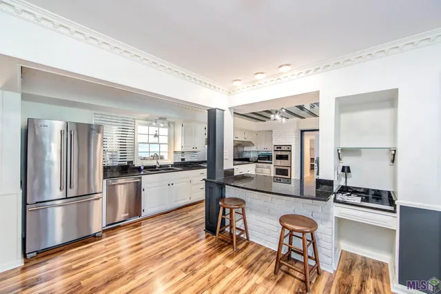 $990,000 | 1621 Bayou Black Drive, Houma, LA 70360