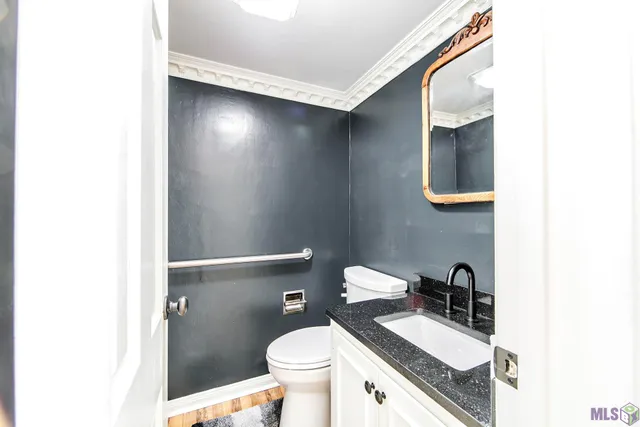 $990,000 | 1621 Bayou Black Drive, Houma, LA 70360