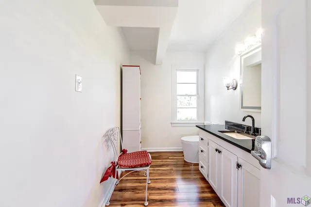 $990,000 | 1621 Bayou Black Drive, Houma, LA 70360