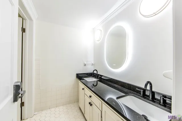 $990,000 | 1621 Bayou Black Drive, Houma, LA 70360