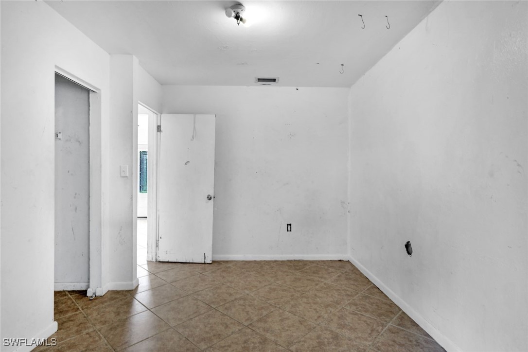 1345 Rio Vista Fort Myers, FL 33901 - Photo 16 of 26 Gallery Image 16
