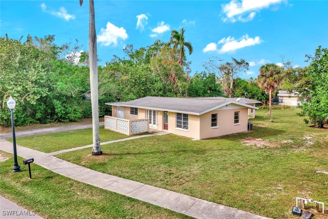 1345 Rio Vista Fort Myers, FL 33901 - Photo 25 of 26 Gallery Image 25