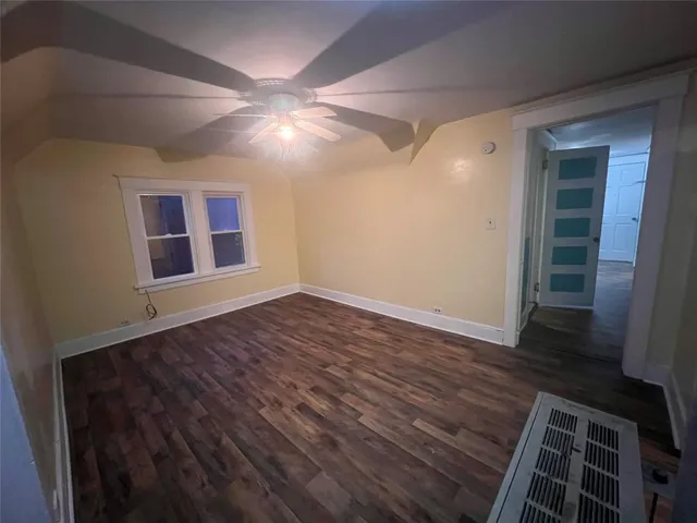 $1,200 | 155 Willow Street, Unit 3, Johnson City, NY 13790