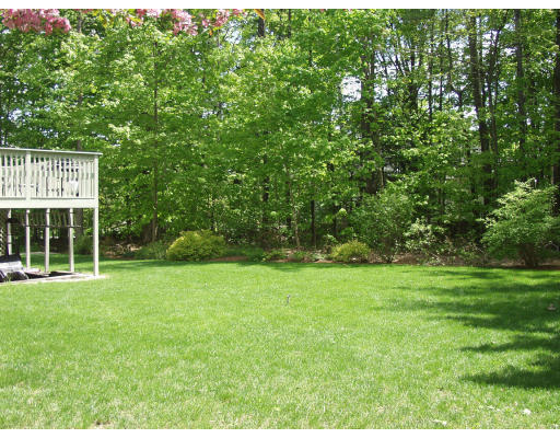 2 Upper Flanders Road Amherst, NH 03031 - Photo 15 of 16