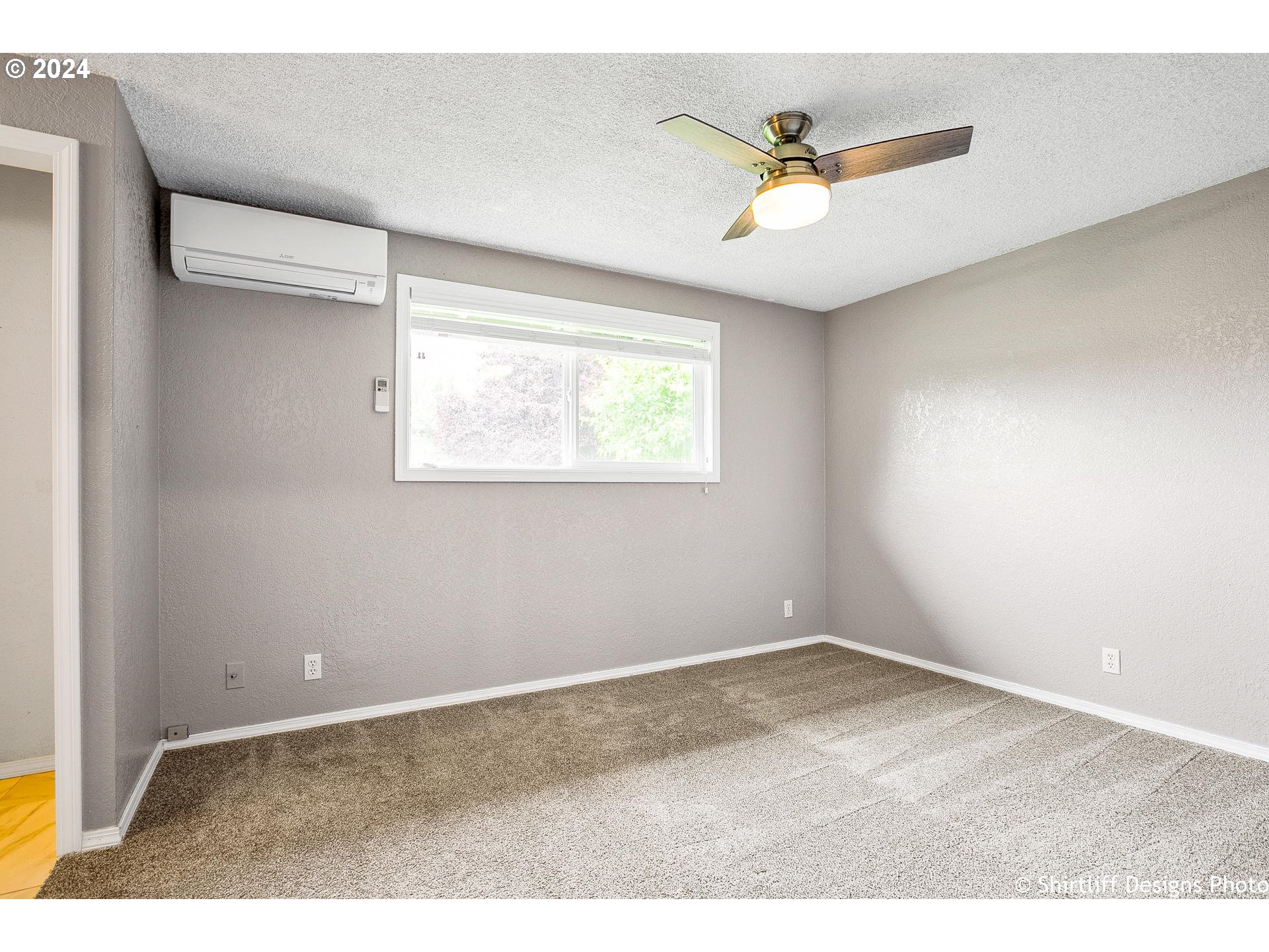 4830 Camellia Street Springfield, OR 97478 - Photo 17 of 22 Bedroom, Primary