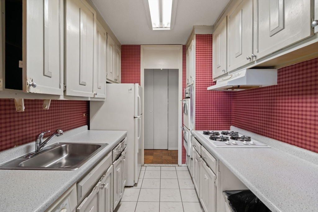 65 East India Row, Unit 6B Boston, MA 02110 - Photo 24 of 28