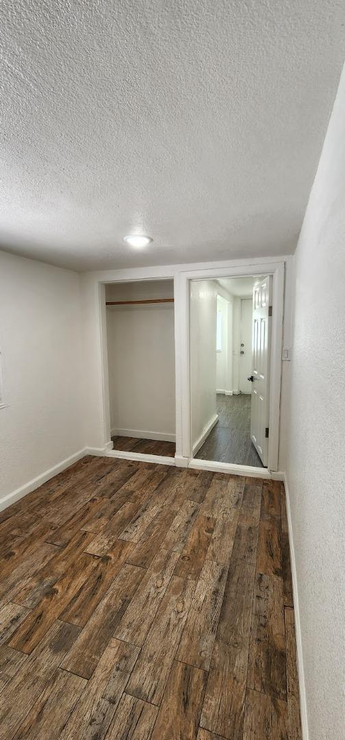 3499 East Bayshore Road, Unit 86 Redwood City, CA 94063 - Photo 19 of 21 a view of an empty room and window